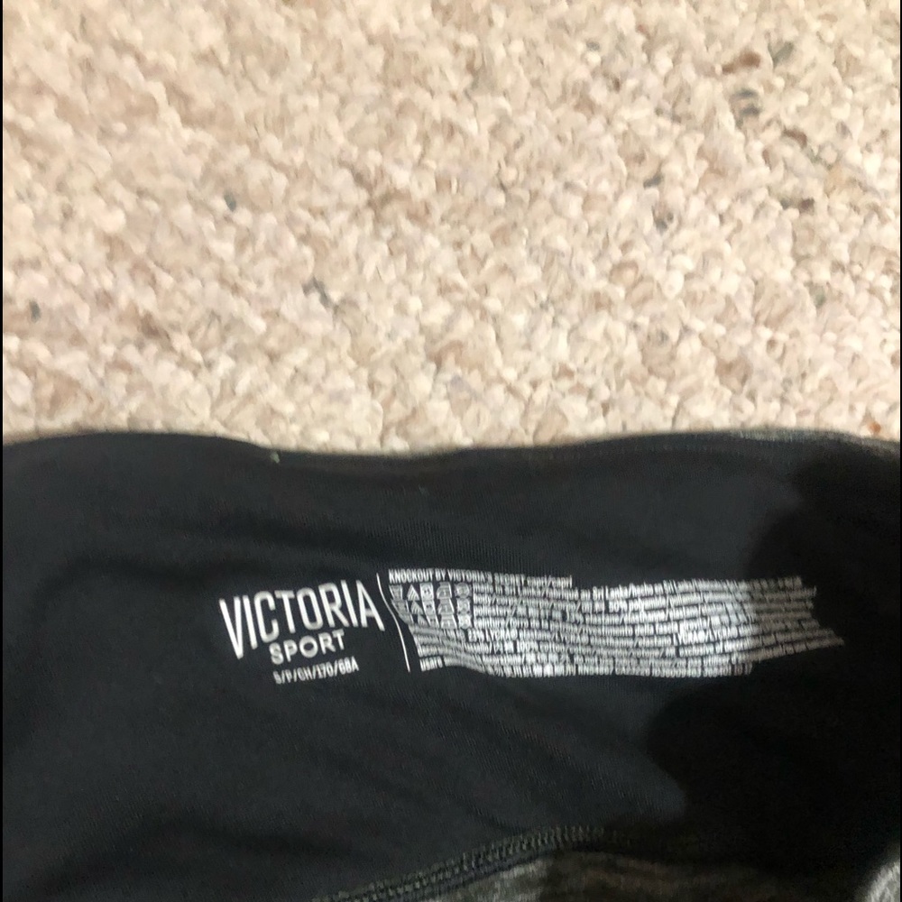Victoria secret leggings size small